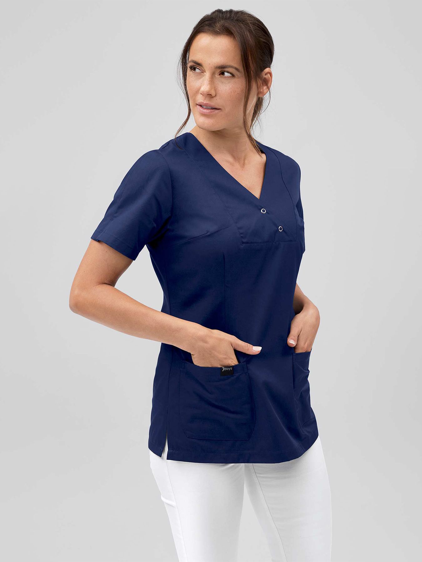 Yläosa LAMIA painonappikiinnitysellä 