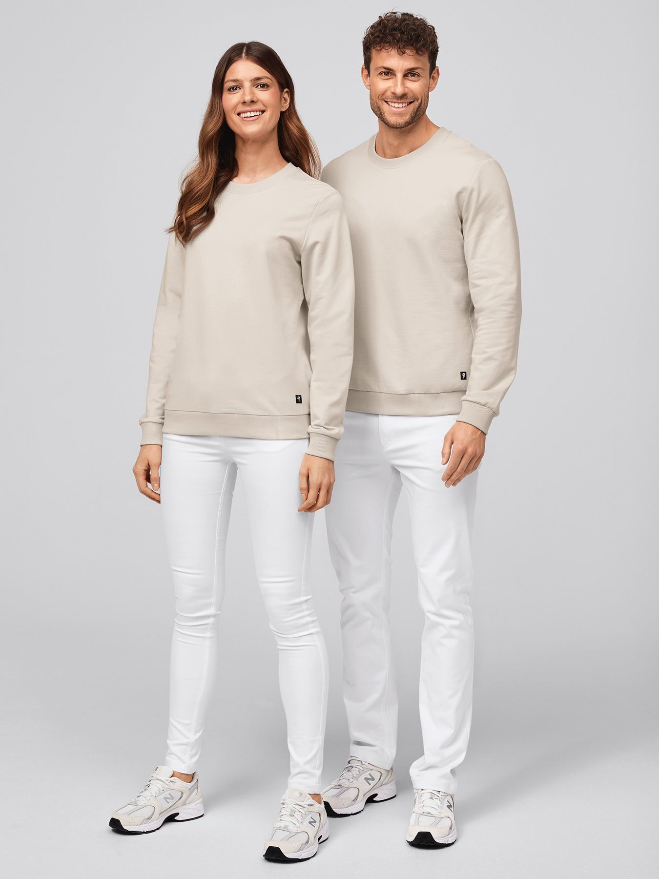 Unisex-collegepaita KLEVE